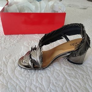 Metallic dressy sandals size 9